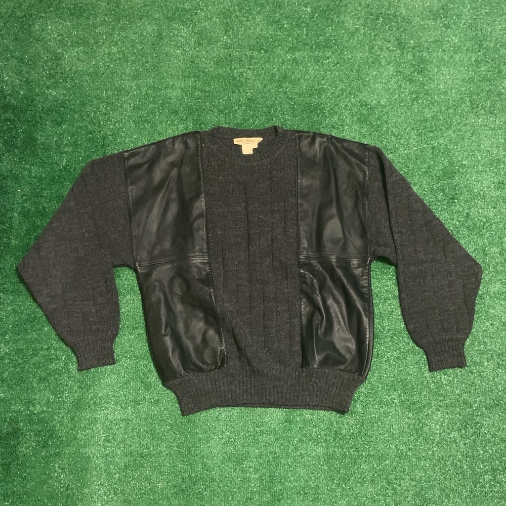 Salvatore ferragamo sweater made in Italy